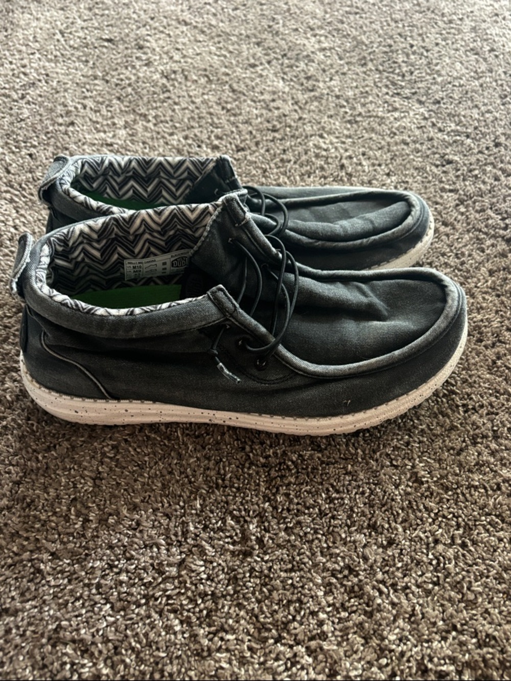 Casual Men's Black Hey Dude Wally Mid Canvas Shoes - Picture 1 of 5